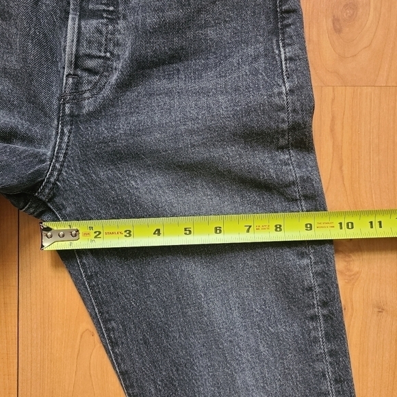 Levi's Wedgie Straight Jeans - Picture 12 of 14